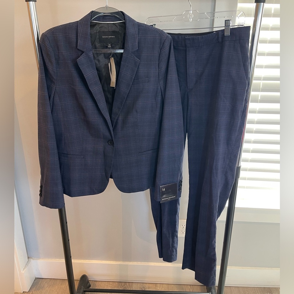 Banana Republic Navy Plaid Two-Piece Suit